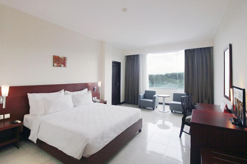 Swiss-Belhotel Manokwari Bagian luar foto