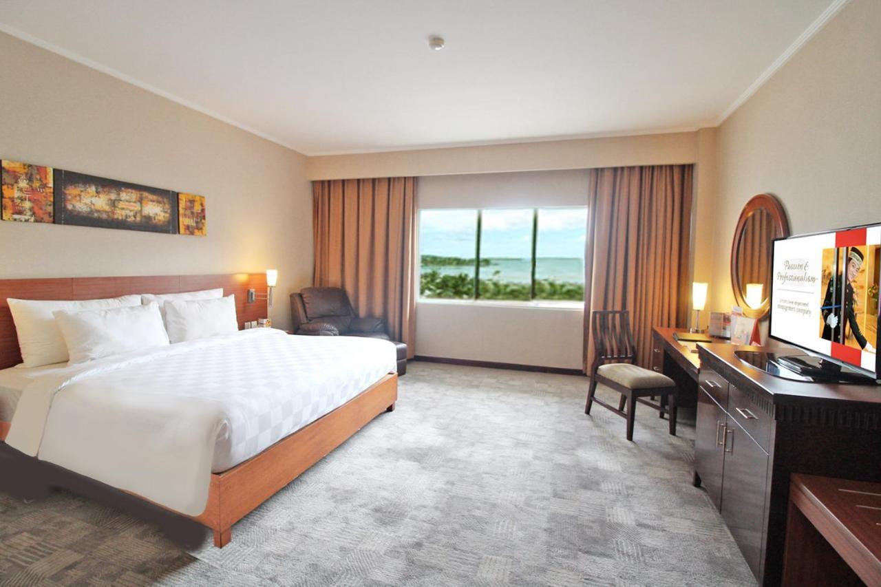 Swiss-Belhotel Manokwari Bagian luar foto